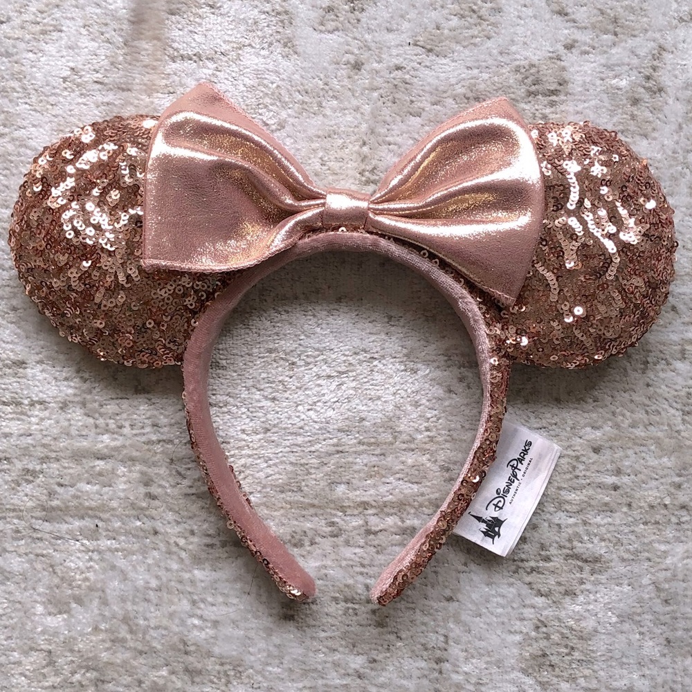 Authentic Disney Parks Minnie Mouse Ears.